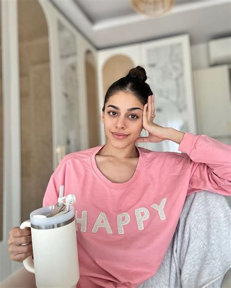 Alaya F (@alayaf) • Instagram photos and videos.
